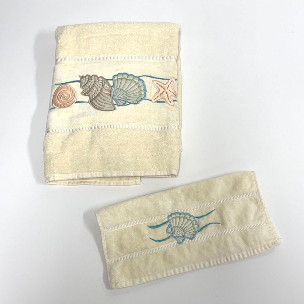 Vintage Seashell embriodered towel set
